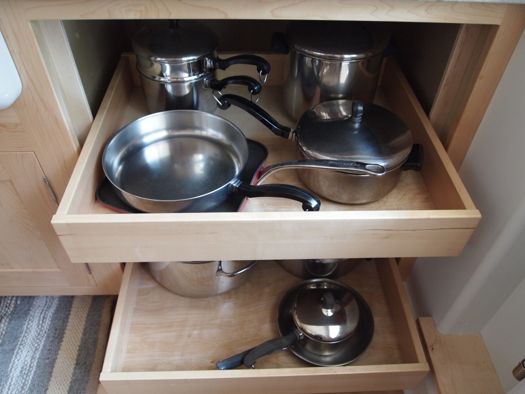 Pots and pans are easy to get when there are no doors.